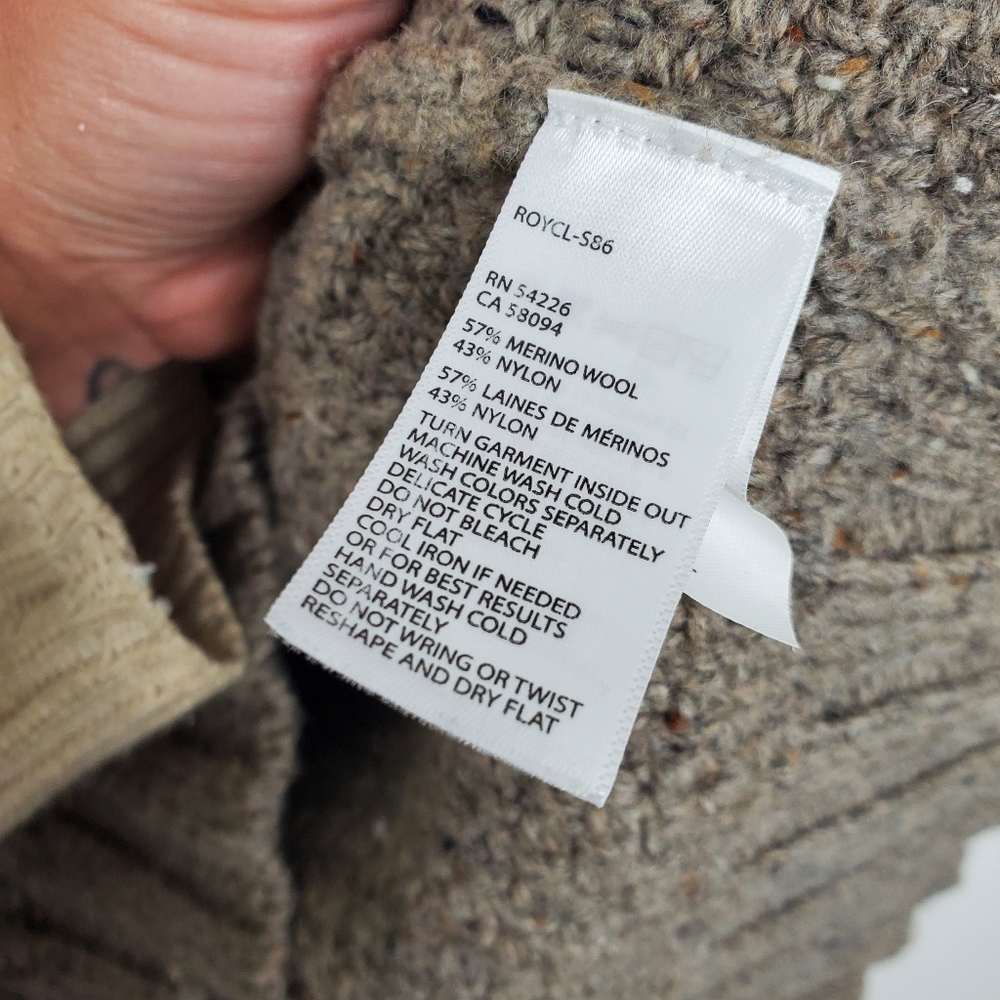 Royal Robbins Beige Shawl Collar Sweater Mens Size L Merino Wool Blend Classic - Picture 6 of 6